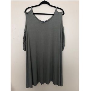 Boohoo Double Strap Cold Shoulder Tunic Top